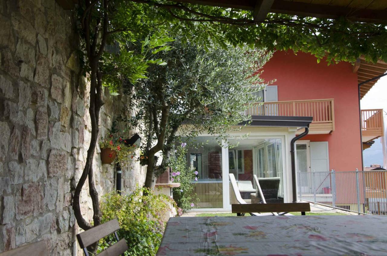 Villetta Glicine Brentonico Exterior foto